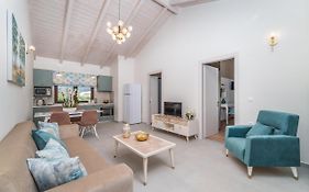 Vincenzo Suites